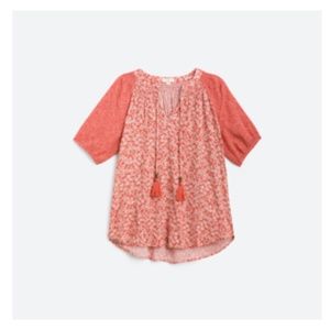 Mason & Belle - Cassey Short Sleeve Tassel Detail Top